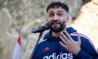 Унгария: Оттеглете обвиненията срещу организатора на прайда в Печ Геза Бузаш-Хабел